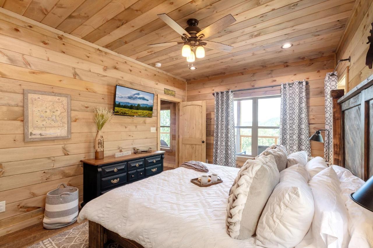 New / 3 King Suites / Sleeps12 / View / 5 Mi To Pf / Hot Tub Sevierville Exteriér fotografie