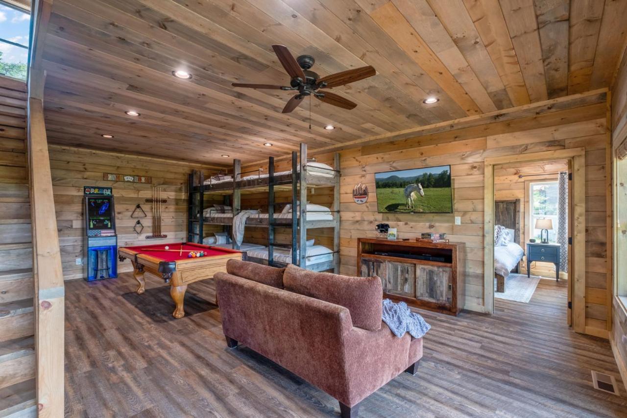 New / 3 King Suites / Sleeps12 / View / 5 Mi To Pf / Hot Tub Sevierville Exteriér fotografie