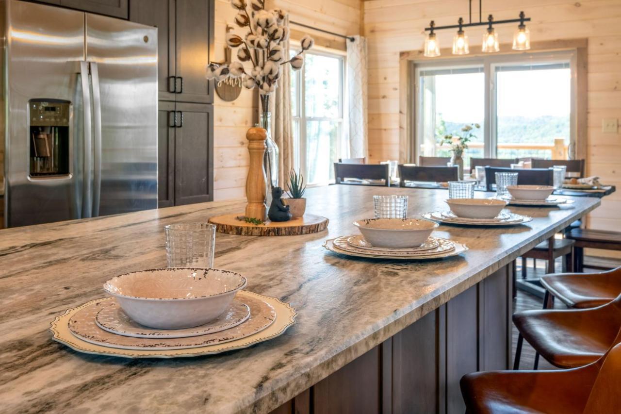 New / 3 King Suites / Sleeps12 / View / 5 Mi To Pf / Hot Tub Sevierville Exteriér fotografie