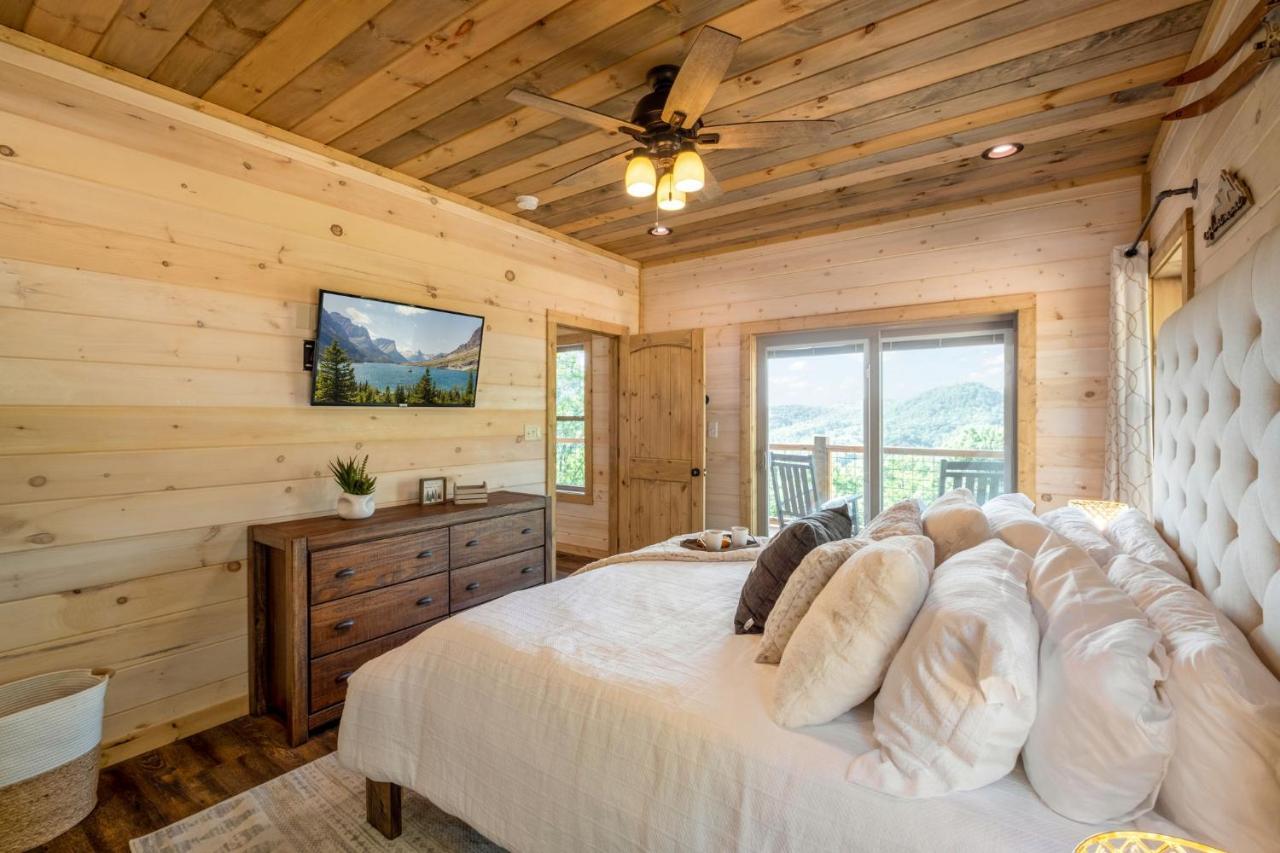 New / 3 King Suites / Sleeps12 / View / 5 Mi To Pf / Hot Tub Sevierville Exteriér fotografie
