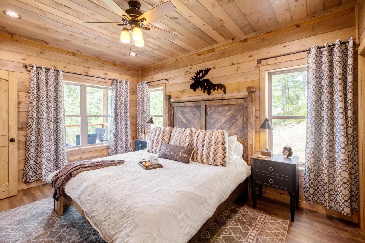 New / 3 King Suites / Sleeps12 / View / 5 Mi To Pf / Hot Tub Sevierville Exteriér fotografie