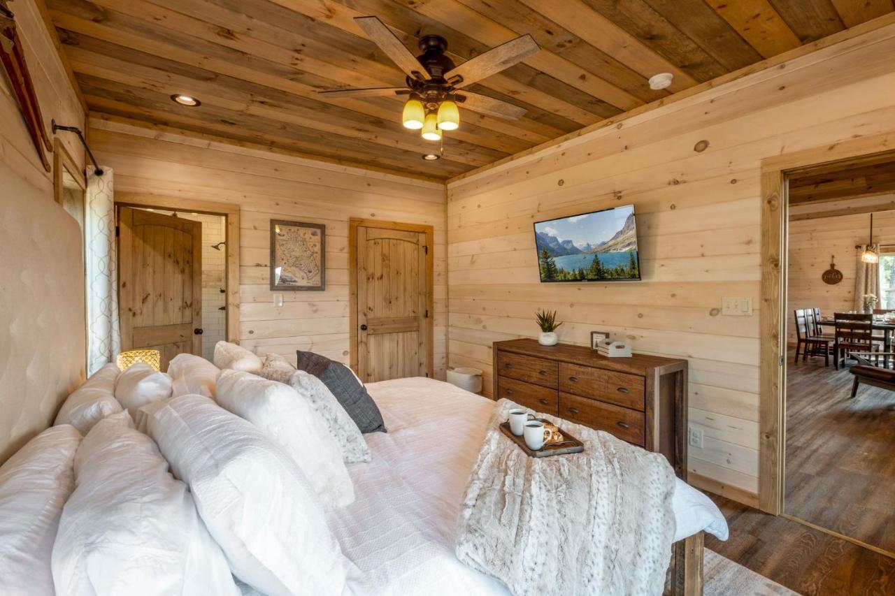 New / 3 King Suites / Sleeps12 / View / 5 Mi To Pf / Hot Tub Sevierville Exteriér fotografie