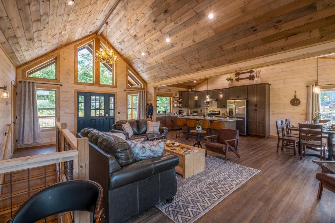 New / 3 King Suites / Sleeps12 / View / 5 Mi To Pf / Hot Tub Sevierville Exteriér fotografie